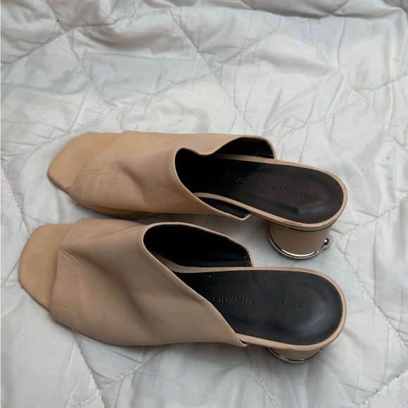Rebecca Minkoff Women's Tan Leather Mules size 8.5 - Picture 3 of 9